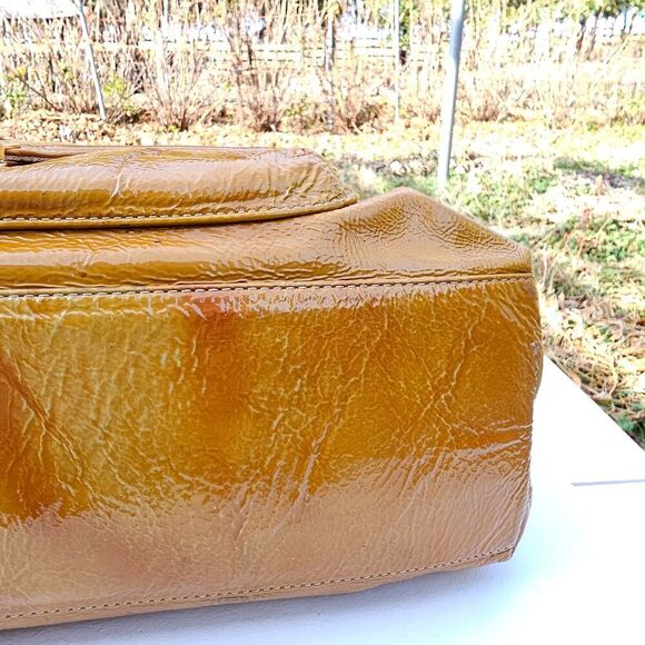 GOLDENBLEU Patent Leather Shoulder Bag Handbag Satchel, Pre-owned - Picture 9 of 10